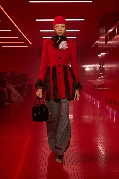 Look 56